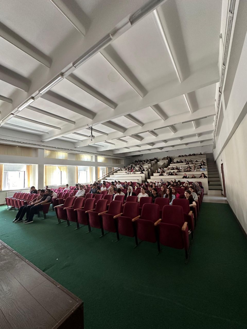 Встречи со студентами ссузов и вузов республики прошли в рамках XII Международного межрелигиозного молодежного форума.